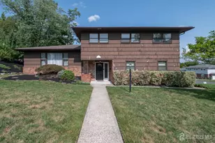 52 Embroidery St, Sayreville, NJ 08872 - Photo 1