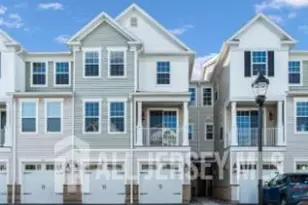 731 Station Rd, Dunellen, NJ 08812 - Photo 1