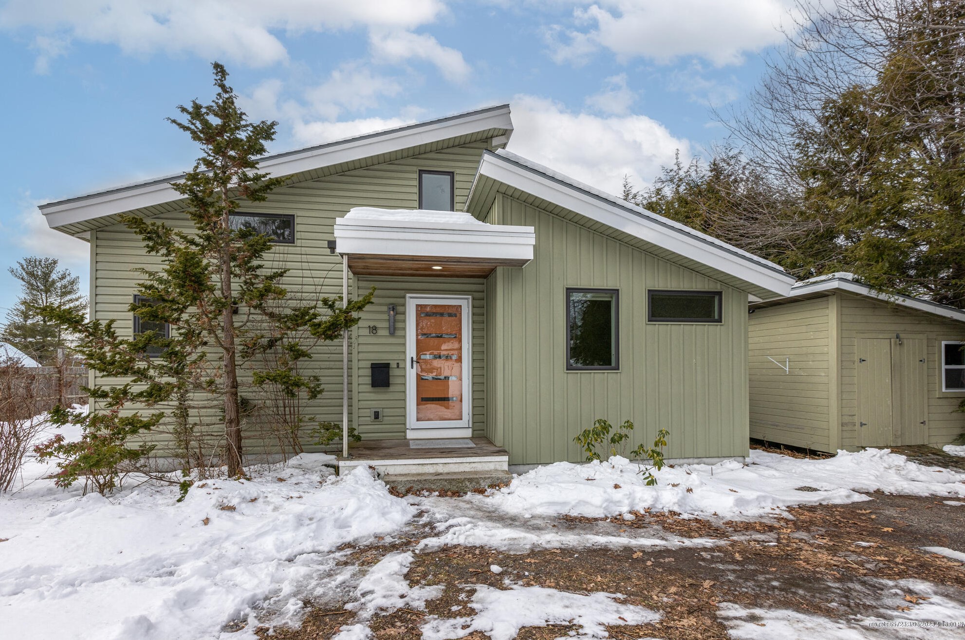 13 Oakley St, Portland, ME 04103 - MLS 1559145 - Coldwell Banker