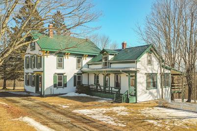 317 Main Street, Stockton Springs, ME 04981 - Photo 1