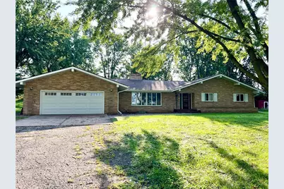 4901 Clairemont Avenue, Eau Claire, WI 54703 - Photo 1