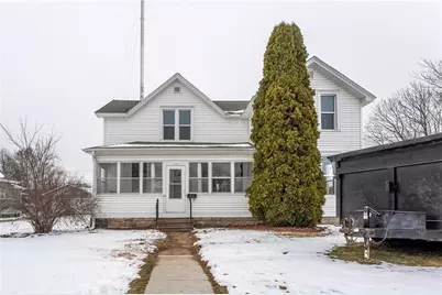 1034 Warren Street, Chippewa Falls, WI 54729 - Photo 1