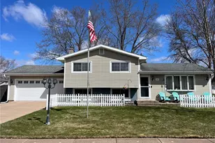 3158 Leslie Ln, Eau Claire, WI 54703 - Photo 1