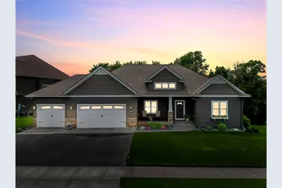 4754 S Oakwood Hills Parkway, Eau Claire, WI 54701 - Photo 1