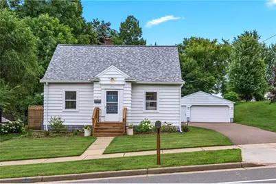 1305 Vine Street, Eau Claire, WI 54703 - Photo 1