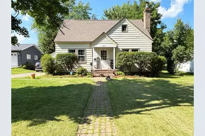 111 W Lasalle Avenue, Barron, WI 54812 - Photo 1