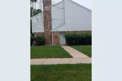 2139 Providence Court #B4, Eau Claire, WI 54703 - Photo 1