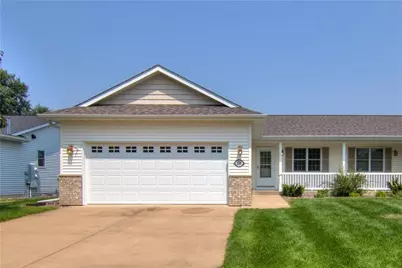 1708 Mitchell Avenue, Eau Claire, WI 54701 - Photo 1