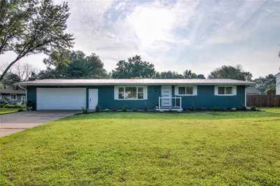 112 NE 16th Street, Menomonie, WI 54751 - Photo 1