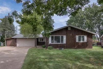 1328 Armstrong Place, Eau Claire, WI 54701 - Photo 1