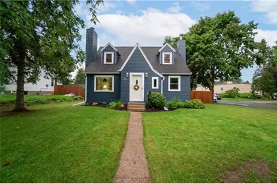 1031 Stout Street, Menomonie, WI 54751 - Photo 1