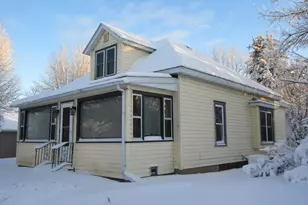 516 Lake Ave, Ladysmith, WI 54848 - Photo 1