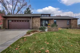 1314 16th Ave, Menomonie, WI 54751 - Photo 1