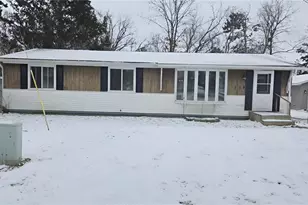 118 E Monroe Ave, Barron, WI 54812 - Photo 1