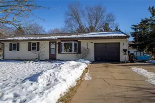 3319 Eastlawn St, Eau Claire, WI 54703 - Photo 1