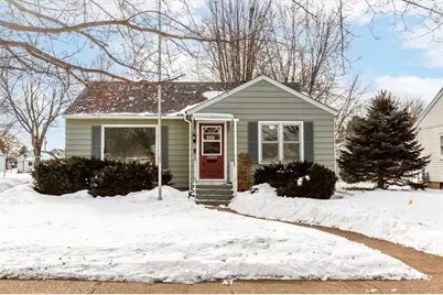 2009 Valmont Avenue, Eau Claire, WI 54701 - Photo 1