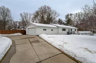 1409 Platt St, Eau Claire, WI 54703 - Photo 1