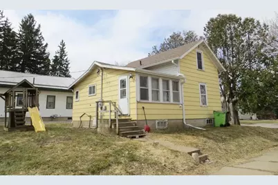 301 S Washington Street, Thorp, WI 54771 - Photo 1