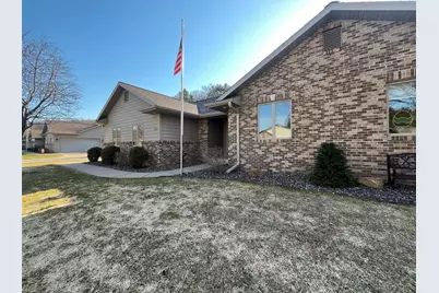 2603 E Princeton Avenue, Eau Claire, WI 54703 - Photo 1