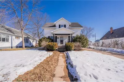 2123 8th Street, Eau Claire, WI 54703 - Photo 1