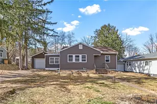 728 2nd St, Altoona, WI 54720 - Photo 1