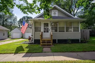 2124 8th St, Eau Claire, WI 54703 - Photo 1