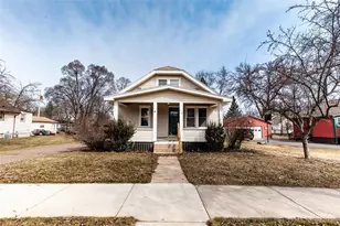716 Mansfield St, Chippewa Falls, WI 54729 - Photo 1