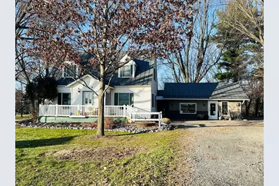 1113 E Division Street, Neillsville, WI 54456 - Photo 1