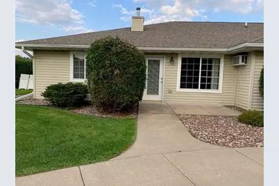 3312 S Robin Meadows Lane #3312, Eau Claire, WI 54701 - Photo 1