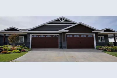 744 Sequoia Ln, Altoona, WI 54720 - Photo 1