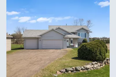 919 189th Avenue, New Richmond, WI 54017 - Photo 1
