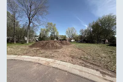 2945 Comet Court, Eau Claire, WI 54703 - Photo 1