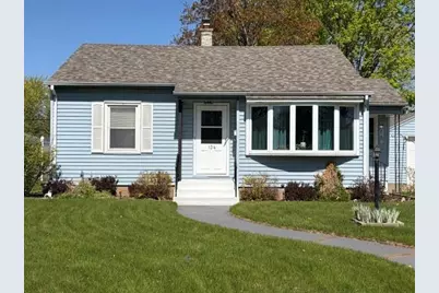 134 W Truman Avenue, Eau Claire, WI 54701 - Photo 1