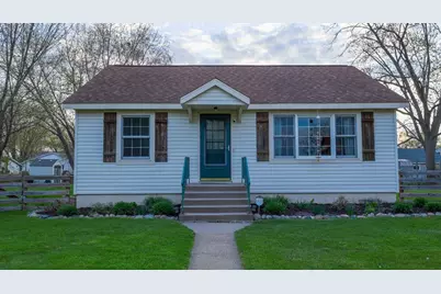 718 Maple Street, Chippewa Falls, WI 54729 - Photo 1