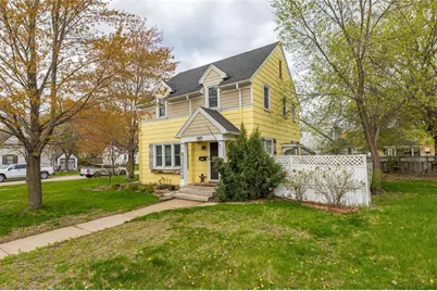 905 Margaret Street, Eau Claire, WI 54701 - Photo 1