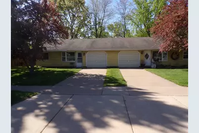 925-927 W Hamilton Avenue #925 &amp; 927, Eau Claire, WI 54701 - Photo 1