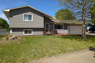 3114 Kilbourne Ave, Eau Claire, WI 54703 - Photo 1