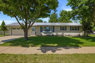1122 Piedmont Rd, Eau Claire, WI 54703 - Photo 1