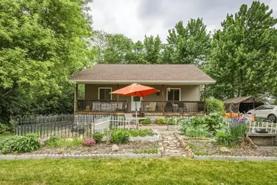 3206 W Folsom Street, Eau Claire, WI 54703 - Photo 1