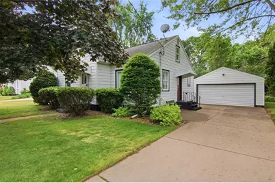 2005 Eddy Lane, Eau Claire, WI 54703 - Photo 1