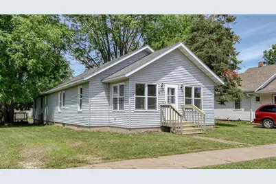 208 S 7th Street, Cornell, WI 54732 - Photo 1