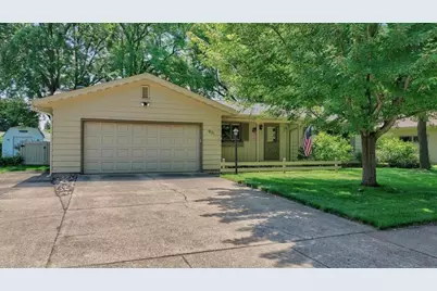 921 E Tyler Avenue, Eau Claire, WI 54701 - Photo 1