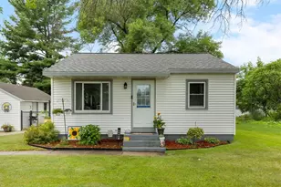 3228 Mars Ave, Eau Claire, WI 54703 - Photo 1