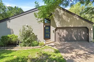 2206 Orchard Pl, Eau Claire, WI 54701 - Photo 1
