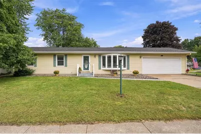 1470 Cummings Avenue, Eau Claire, WI 54701 - Photo 1