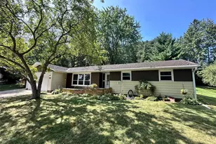 2322 16th St, Eau Claire, WI 54703 - Photo 1