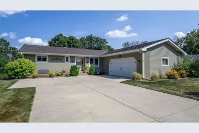 2229 Orchard Place, Eau Claire, WI 54703 - Photo 1