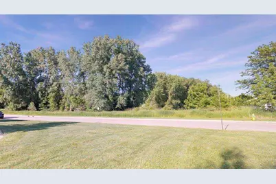 250 Highland Park Avenue, Green Bay, WI 54302 - Photo 1