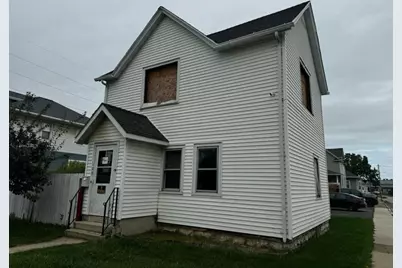 129 W Scott Street, Fond du Lac, WI 54935 - Photo 1