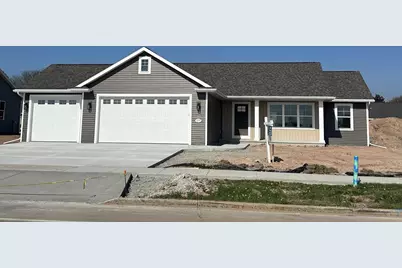 1209 S Kensington Drive, Appleton, WI 54915 - Photo 1